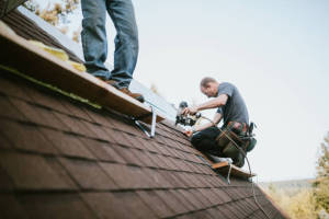 Local Roofers in Hopwood, PA